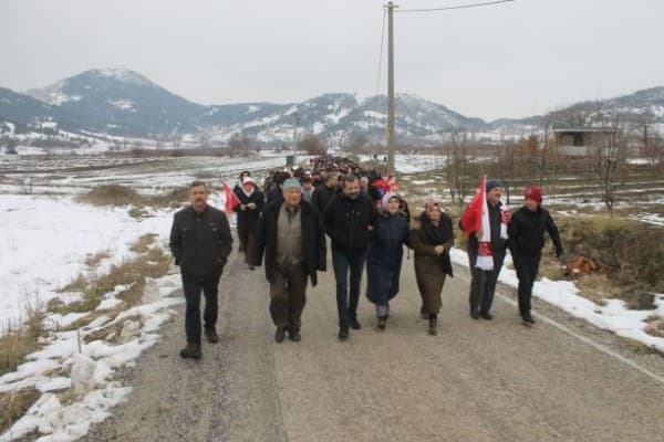 GÜRSULULAR BEYAZA YAZILMIŞ SARIKAMIŞ DESTANININ KAHRAMANLARINI ANDI fotoğraf 11
