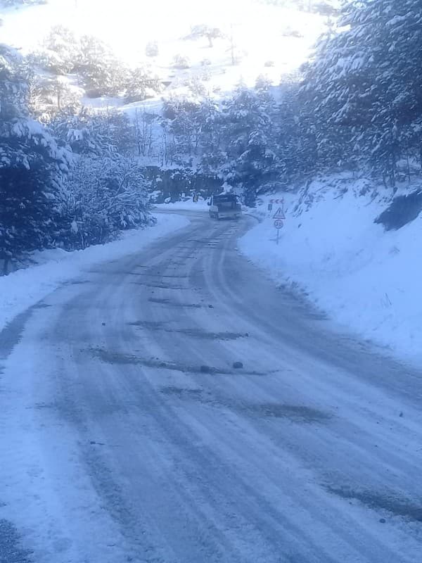 GÜRSU’NUN DAĞ YOLLARINDA KARLA MÜCADELE fotoğraf 2