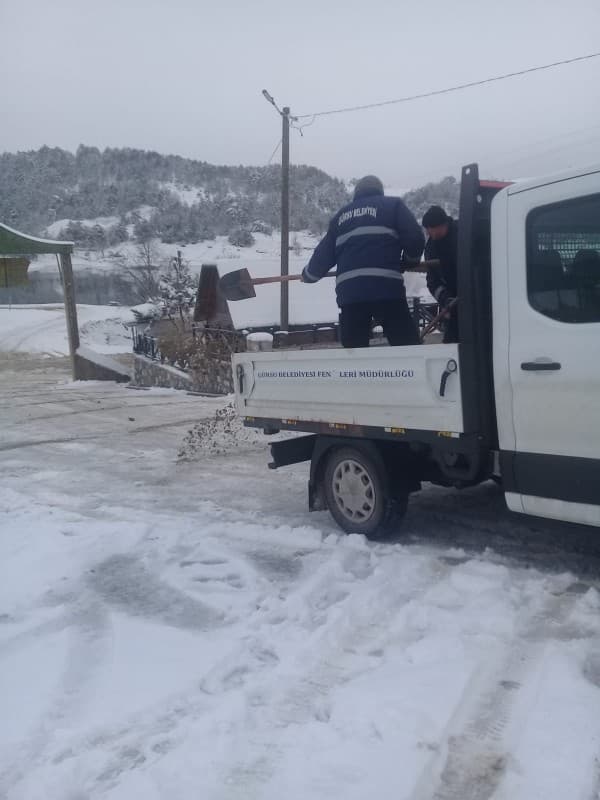 GÜRSU’NUN DAĞ YOLLARINDA KARLA MÜCADELE fotoğraf 7