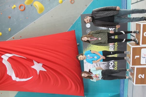 GÜRSU’DA GENÇ SPORCULAR TÜRK BAYRAĞI’NA SAHİP ÇIKTI fotoğraf 7