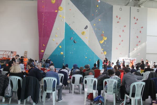 GÜRSU’DA GENÇ SPORCULAR TÜRK BAYRAĞI’NA SAHİP ÇIKTI fotoğraf 13