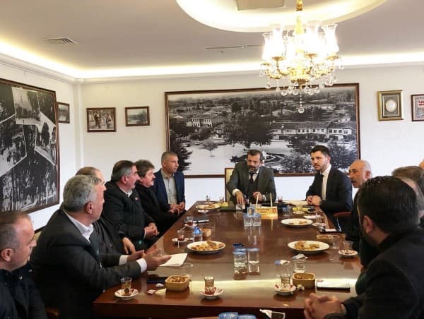 BAŞKAN MUSTAFA IŞIK “MUHTARLARIMIZLA ARAMIZDAKİ SİNERJİYİ ÖNEMSİYORUZ” fotoğraf 4