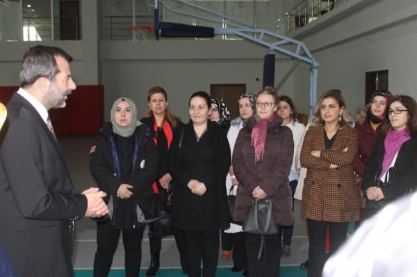 GÜRSU, KADINLARIN PENCERESİNDEN YANSIDI fotoğraf 10