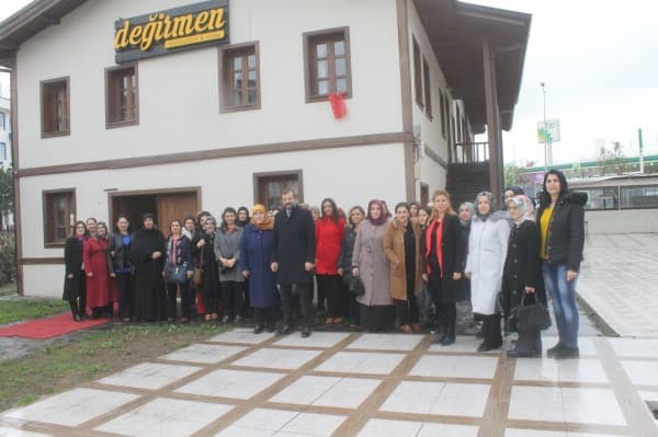 GÜRSU, KADINLARIN PENCERESİNDEN YANSIDI fotoğraf 11