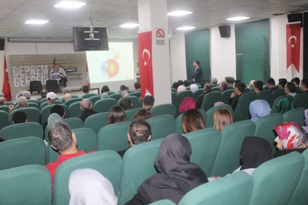 GÜRSULULAR’IN DEPREM BİLİNCİ TAZELENDİ fotoğraf 3