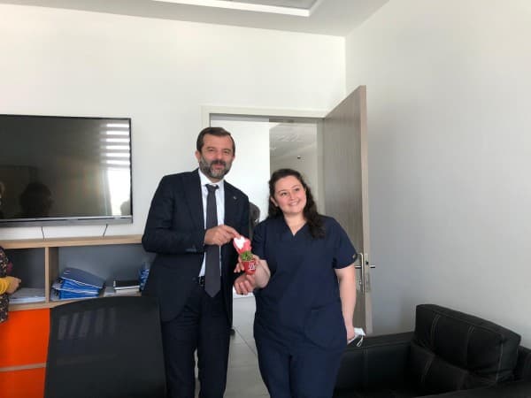 GÜRSU’DA SAĞLIK ÇALIŞANLARINA BAYRAM MORALİ fotoğraf 6