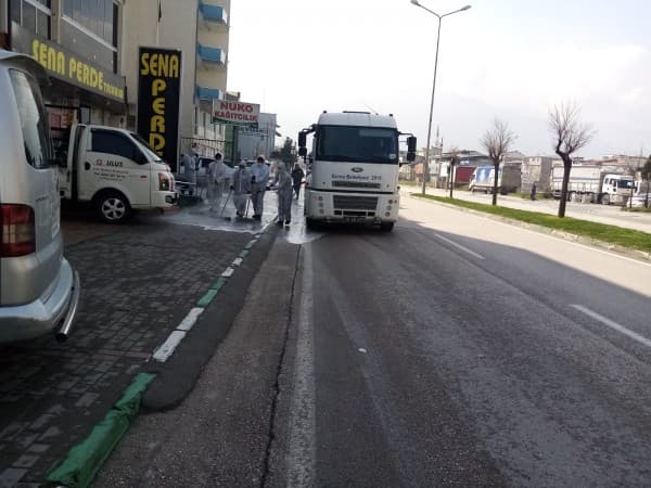 BAŞKAN MUSTAFA IŞIK, “YARINLARDA CADDELERİMİZDE SAĞLIKLA DOLAŞABİLMEMİZ İÇİN BUGÜNLERDE EVLERİMİZDEN ÇIKMAYALIM” fotoğraf 3