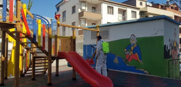 GÜRSU’DA PARKLAR DEZENFEKTE EDİLİYOR fotoğraf 2