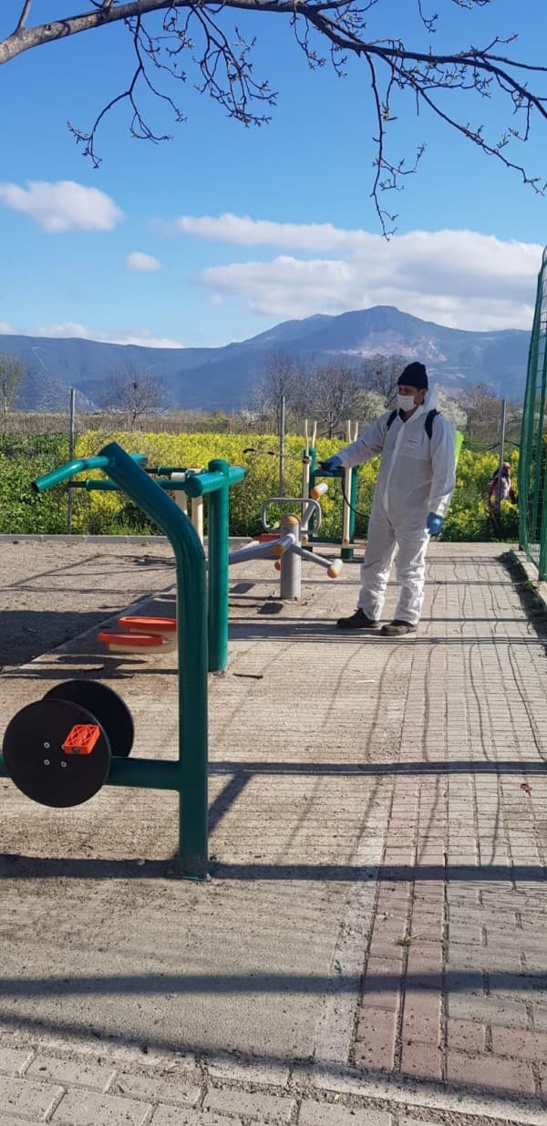 GÜRSU’DA PARKLAR DEZENFEKTE EDİLİYOR fotoğraf 5