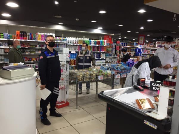 GÜRSU’DA MARKETLERE SIKI DENETİM fotoğraf 1