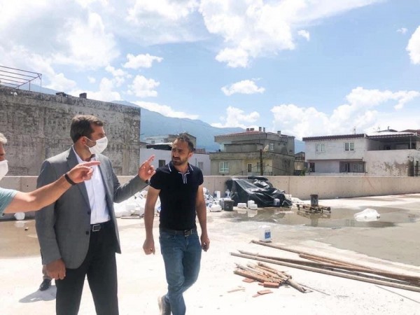 GÜRSU YENİDOĞAN MAHALLESİ KAPALI PAZARINA KAVUŞUYOR fotoğraf 2