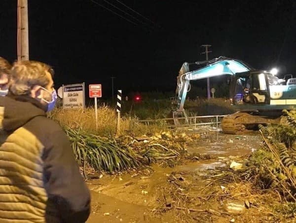 SEL BASKININA KARŞI, GÜRSU’DA ÖNLEMLER ALINDI fotoğraf 1