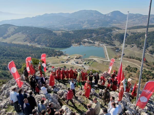 GÜRSU AY YILDIZ MEHTERAN TAKIMI fotoğraf 1