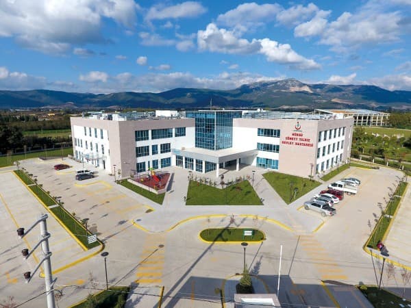 GÜRSU CÜNEYT YILDIZ DEVLET HASTANESİ fotoğraf 3