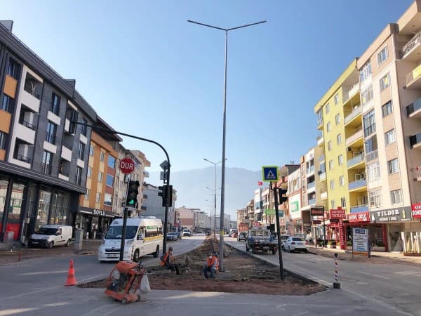 GÜRSU YÜRÜYÜŞ VE BİSİKLET YOLLARINA KAVUŞUYOR fotoğraf 2