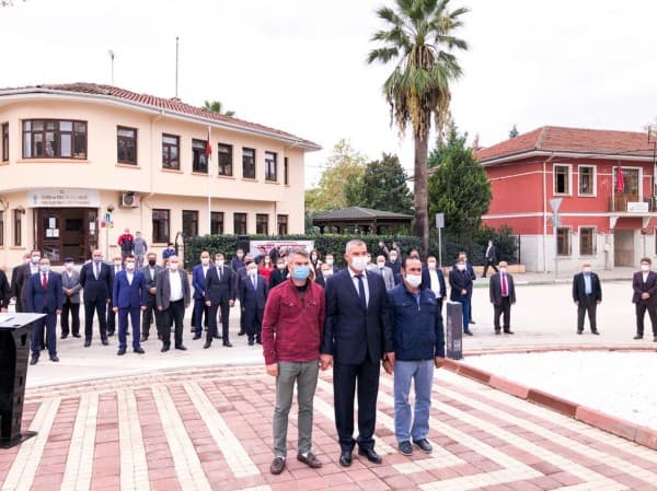 BAŞKAN IŞIK : “MUHTARLARIMIZIN FİKİRLERİ BİZLER İÇİN ÇOK DEĞERLİ” fotoğraf 3