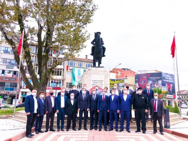 BAŞKAN IŞIK : “MUHTARLARIMIZIN FİKİRLERİ BİZLER İÇİN ÇOK DEĞERLİ” fotoğraf 5
