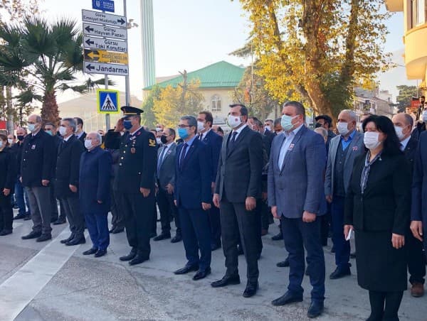 GÜRSU’DA DUYGULANDIRAN 10 KASIM ANMA TÖRENİ fotoğraf 3