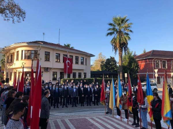 GÜRSU’DA DUYGULANDIRAN 10 KASIM ANMA TÖRENİ fotoğraf 4