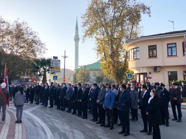 GÜRSU’DA DUYGULANDIRAN 10 KASIM ANMA TÖRENİ fotoğraf 8