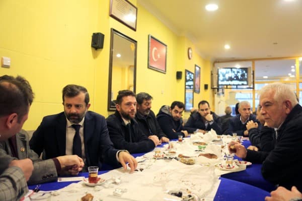BAŞKAN IŞIK GÜNE ESNAFLARLA BAŞLIYOR fotoğraf 7