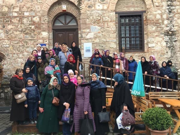 KADINLAR TARİHE YOLCULUK YAPTI fotoğraf 1