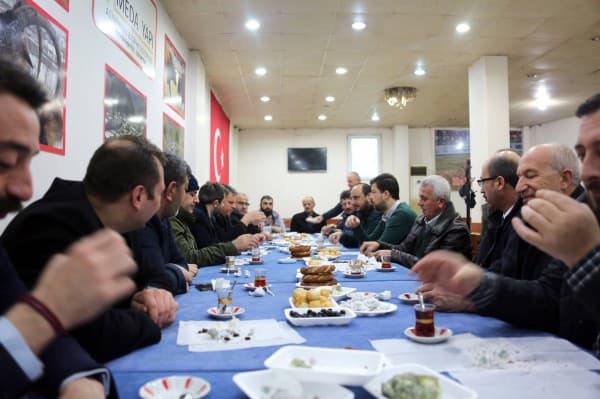 SABAH SOHBETLERİNDE ESNAF BULUŞMALARI SÜRÜYOR fotoğraf 3