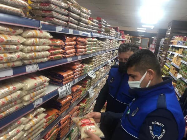 GÜRSU’DAKİ MARKETLERDE FAHİŞ FİYATLARA DENETİMİ fotoğraf 10