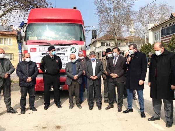 GÜRSU BELEDİYESİ VE GÜRSU İHH’DAN YARDIM TIRI UĞURLAMASI fotoğraf 1