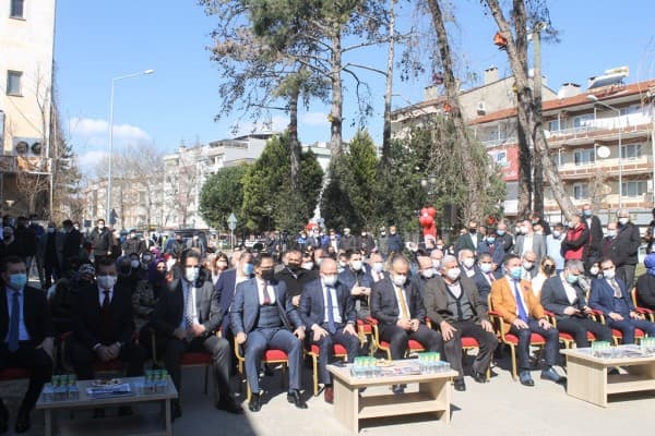 GÜRSU BELEDİYESİ KOLLEKTİF KARİYER MERKEZİ AÇILDI fotoğraf 2