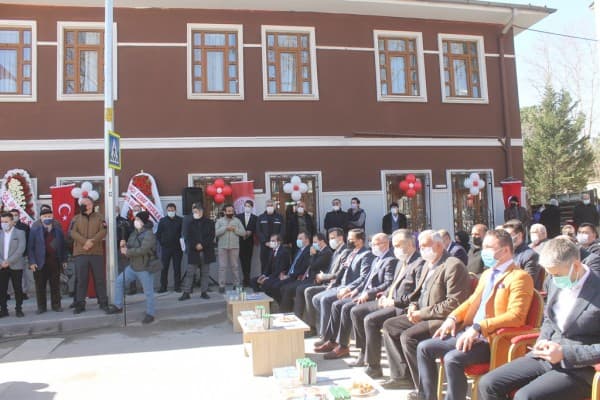 GÜRSU BELEDİYESİ KOLLEKTİF KARİYER MERKEZİ AÇILDI fotoğraf 3