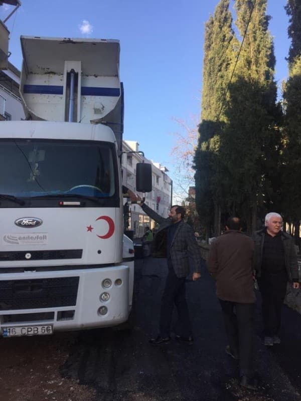BAŞKAN IŞIK ASFALT ÇALIŞMALARINI İNCELEDİ fotoğraf 3