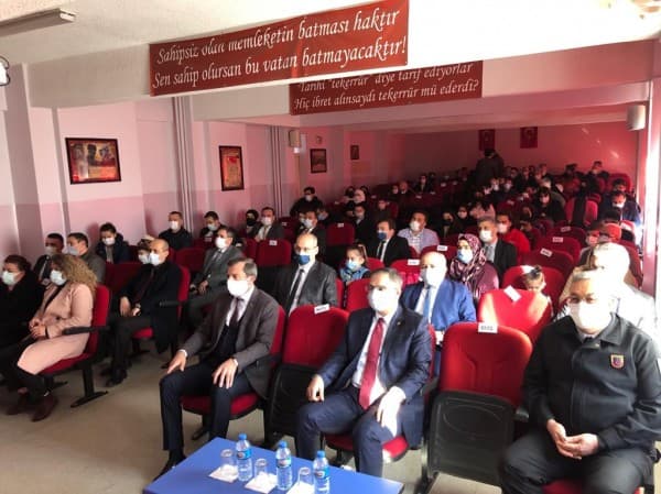 BAŞKAN MUSTAFA IŞIK: “GENÇLERİMİZ İSTİKLAL MARŞI’NIN ANLAMINI İYİ KAVRAMALI” fotoğraf 5