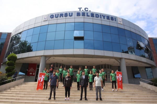 IŞIK’TAN GÜRSU BELEDİYESPORA TAM DESTEK fotoğraf 1