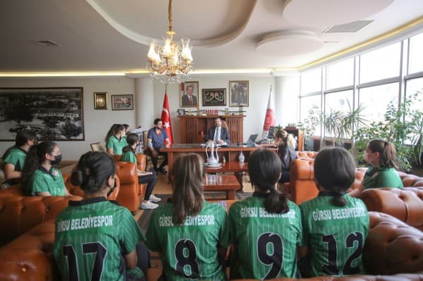 IŞIK’TAN GÜRSU BELEDİYESPORA TAM DESTEK fotoğraf 3
