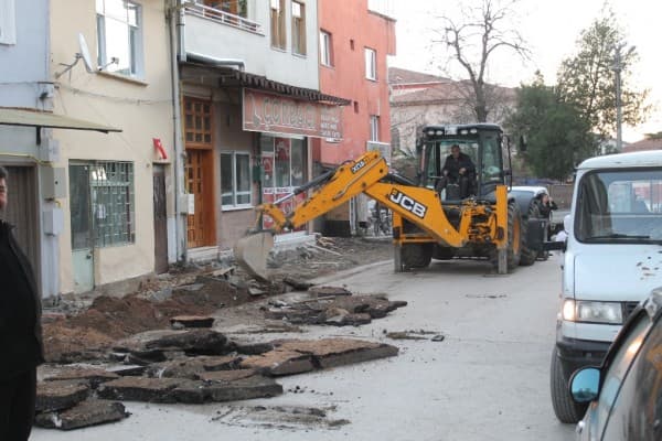 GÜRSU’DA YOLLARA BAKIM fotoğraf 2