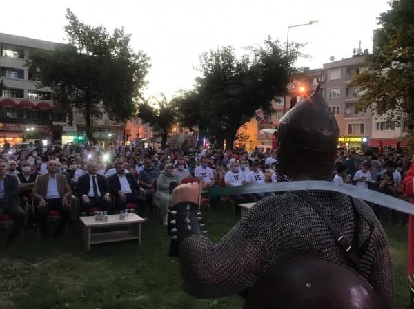 15 TEMMUZ DEMOKRASİ VE MİLLİ BİRLİK GÜNÜ KUTLANDI fotoğraf 2