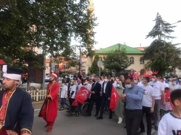 BAŞKAN MUSTAFA IŞIK : “BAĞIMSIZLIK MEŞALEMİZİ SÖNDÜRMEYE KİMSENİN GÜCÜ YETEMEYECEKTİR” fotoğraf 2