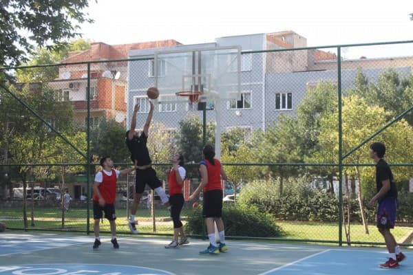 SOKAK BASKETBOL TURNUVAMIZDA FİNAL fotoğraf 1