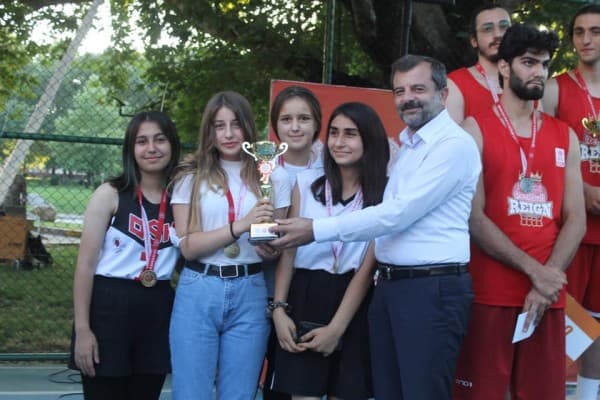 SOKAK BASKETBOL TURNUVAMIZDA FİNAL fotoğraf 6
