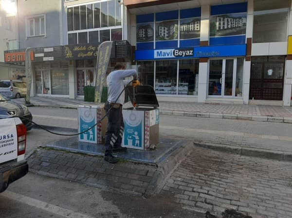 İLAÇLAMA ÇALIŞMALARI TAM GAZ fotoğraf 1
