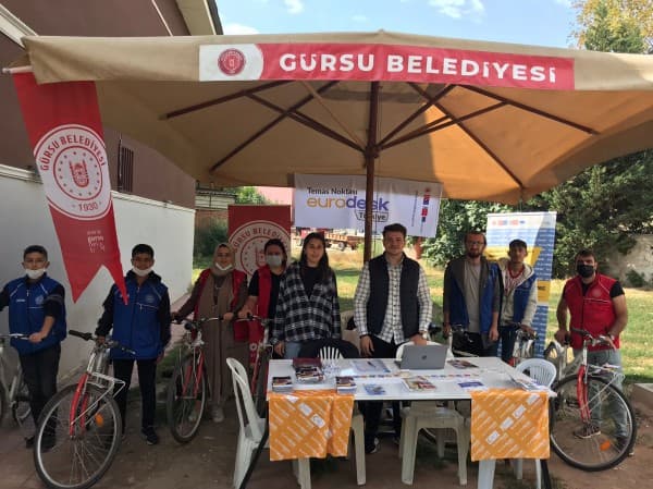 GÜRSULU GENÇLER İÇİN AVRUPA IŞIĞI fotoğraf 4