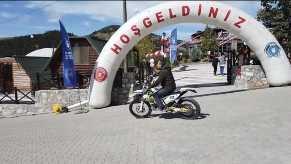 GÜRSU ADRENALİN FESTİVALİ RENKLİ GÖRÜNTÜLERE SAHNE OLDU fotoğraf 8
