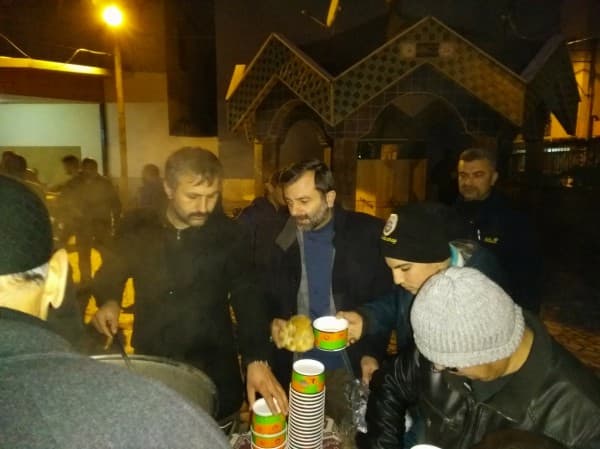 GÜRSU PROTOKOLÜ, SEHER VAKTİ İLÇE HALKIYLA BULUŞUYOR fotoğraf 10