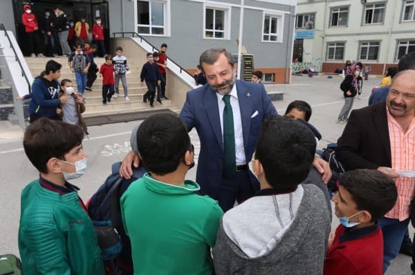 OKULLARIMIZA SPOR ALANINDA DESTEKLERİMİZ fotoğraf 3