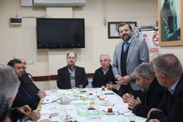 GÜRSULU ESNAFLAR BAŞKAN IŞIKLA KAHVALTIDA BULUŞUYOR fotoğraf 7