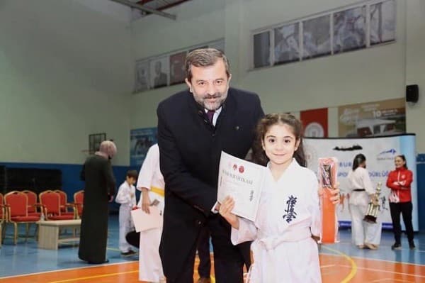 SPORCULARIMIZA ÖDÜLLERİNİ VERDİK fotoğraf 2