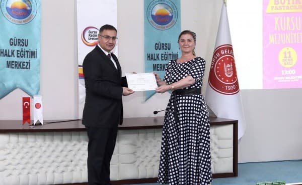 KADIN GİRİŞİMCİLER SERTİFİKALARINI ALDILAR fotoğraf 4