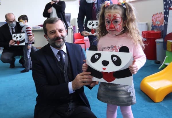 ÖĞRENCİLERİN KARNE HEYECANLARINI PAYLAŞTIK fotoğraf 2