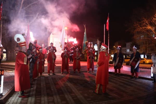 GÜRSU SOKAKLARI MEHTERAN COŞKUSUYLA ISINDI fotoğraf 3